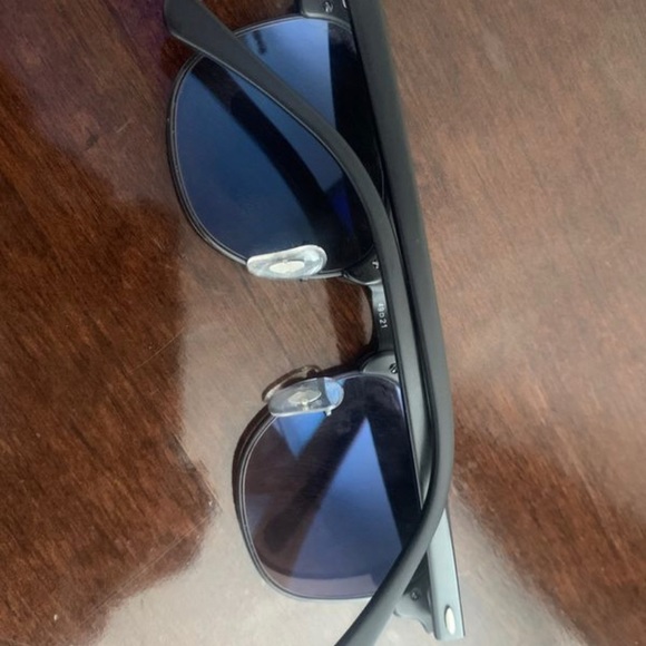 Ray Ban polarized glasses - Picture 4 of 5